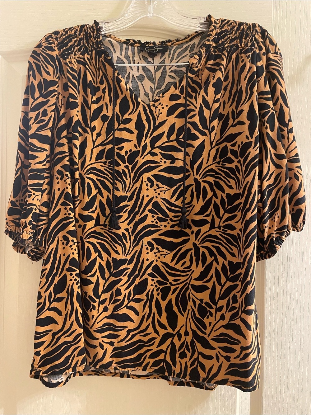 Jessica Simpson Black and Tan Printed Peasant Tunic